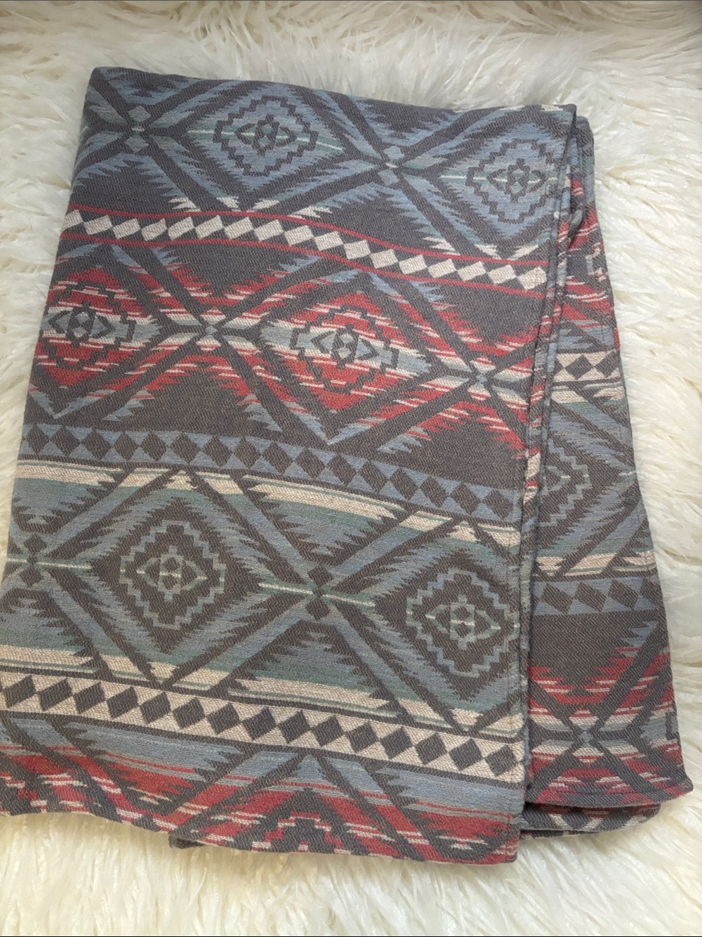 100% Organic Cotton Home Linen Faherty Brand Adirondack Blanket Geometric Patter